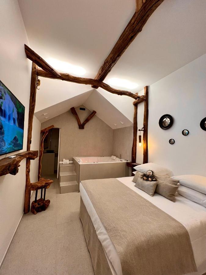 Tamarin & Capucin Suite Balneo Aubagne Zewnętrze zdjęcie