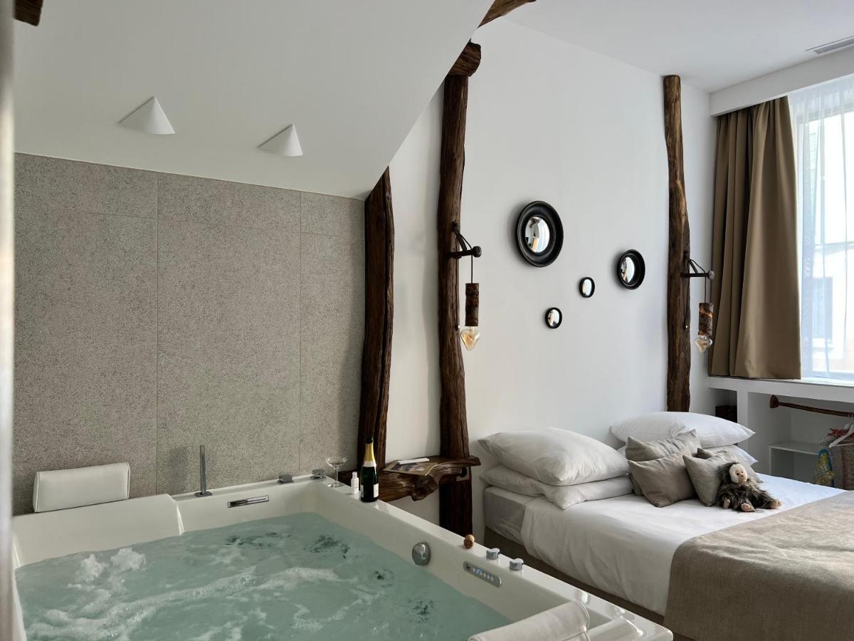 Tamarin & Capucin Suite Balneo Aubagne Zewnętrze zdjęcie